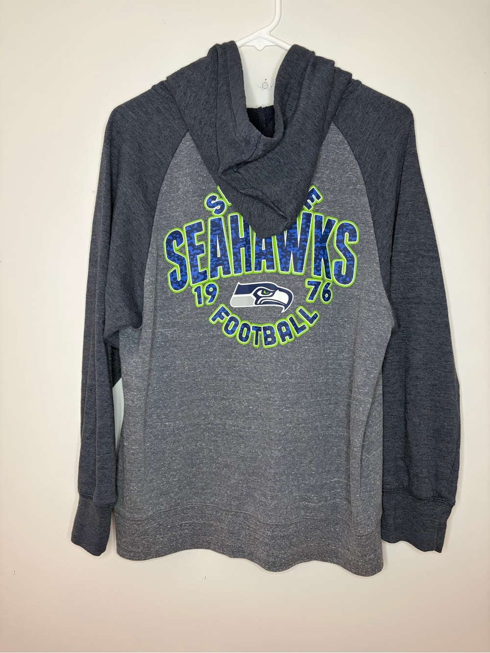 Seattle Seahawks NFL Team Apparel Full Zip Gray Hoodie Women’s Large - Picture 2 of 7